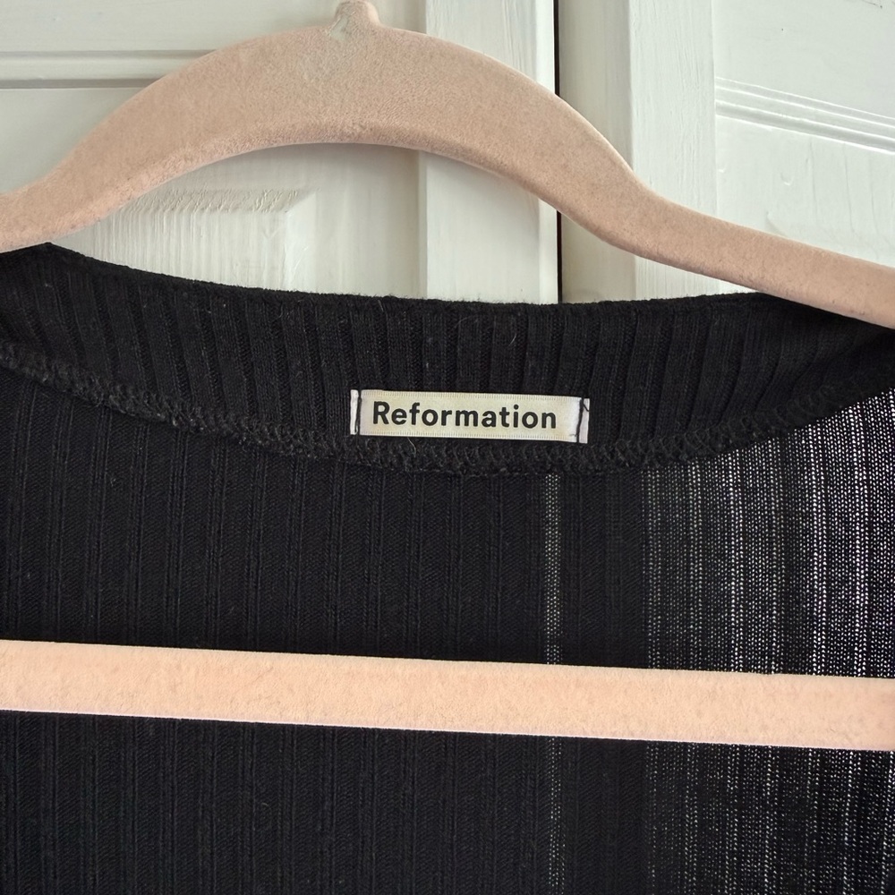 Reformation Ribbed quarter sleeve - Picture 2 of 2
